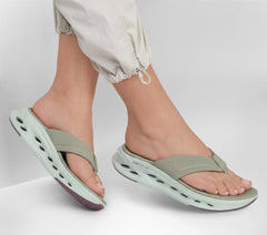 Skechers near me | Max Cushioning Glide-Step Sandal - Audra