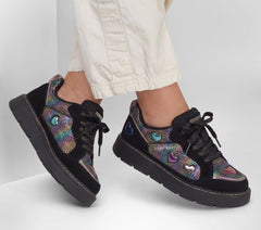 Skechers USA | Keepsakes Cozy - Street Hiker Pops