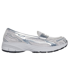 Skechers on sale | Var-City