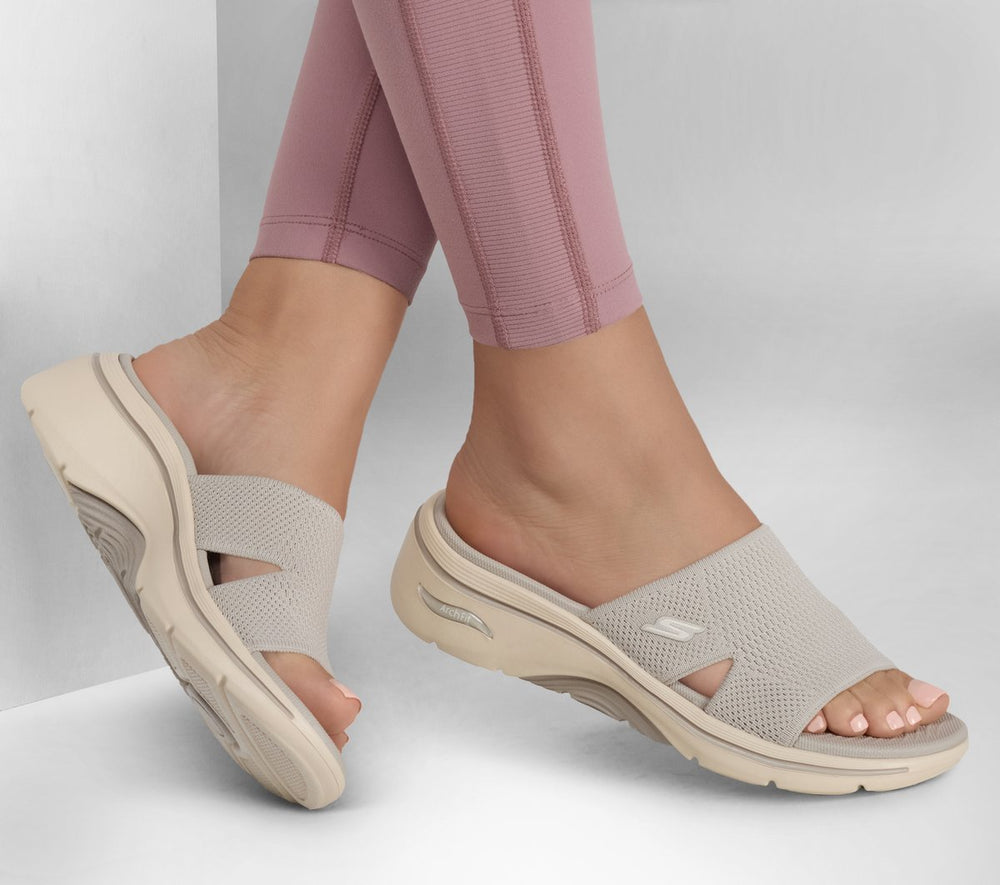 Skechers outlet | GO WALK Arch Fit 2.0 Sandal - Dakota