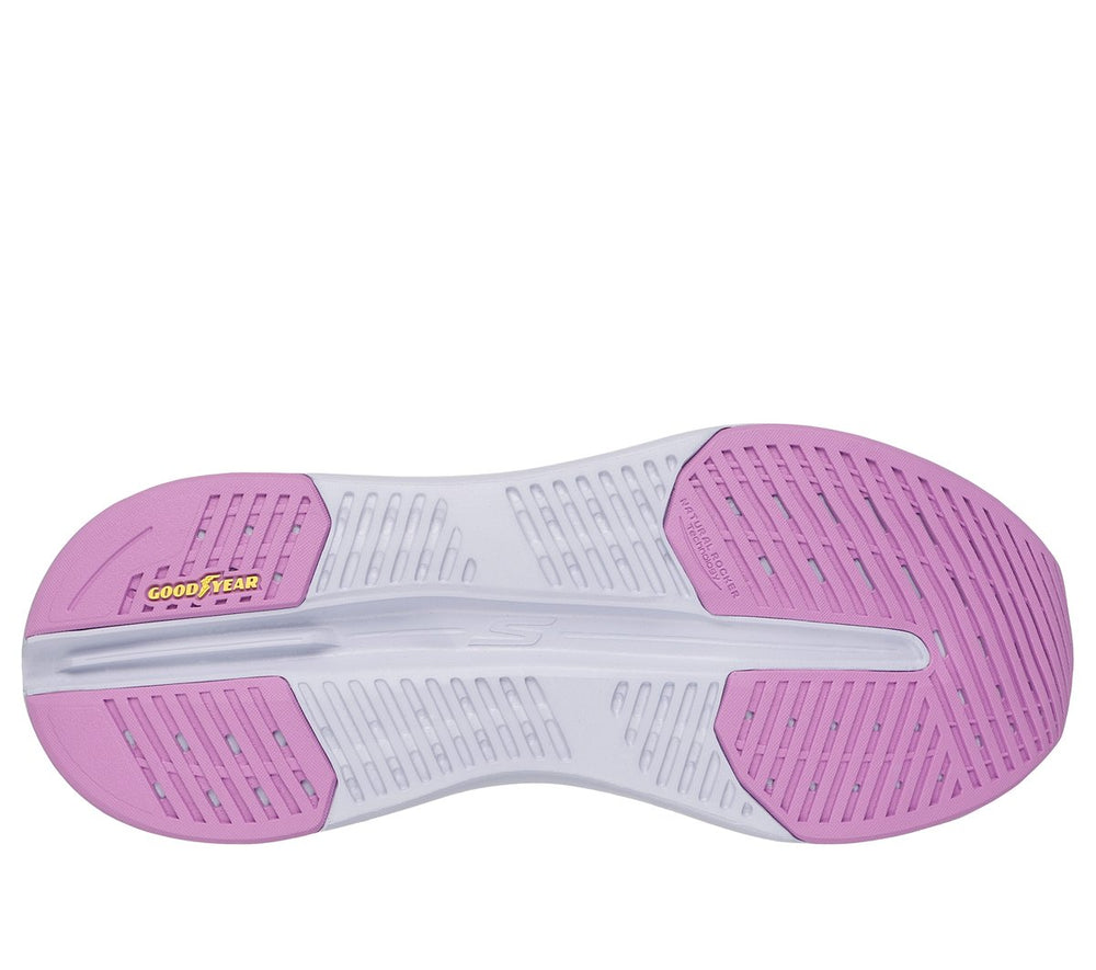 Skechers USA | Slip-ins: Max Cushioning Glide-Step - Hartford