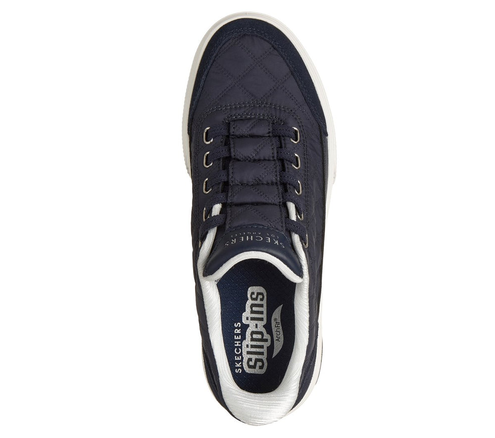 Skechers online | Slip-ins: Arch Fit Arcade - Cozy Fit Cuddle Steps