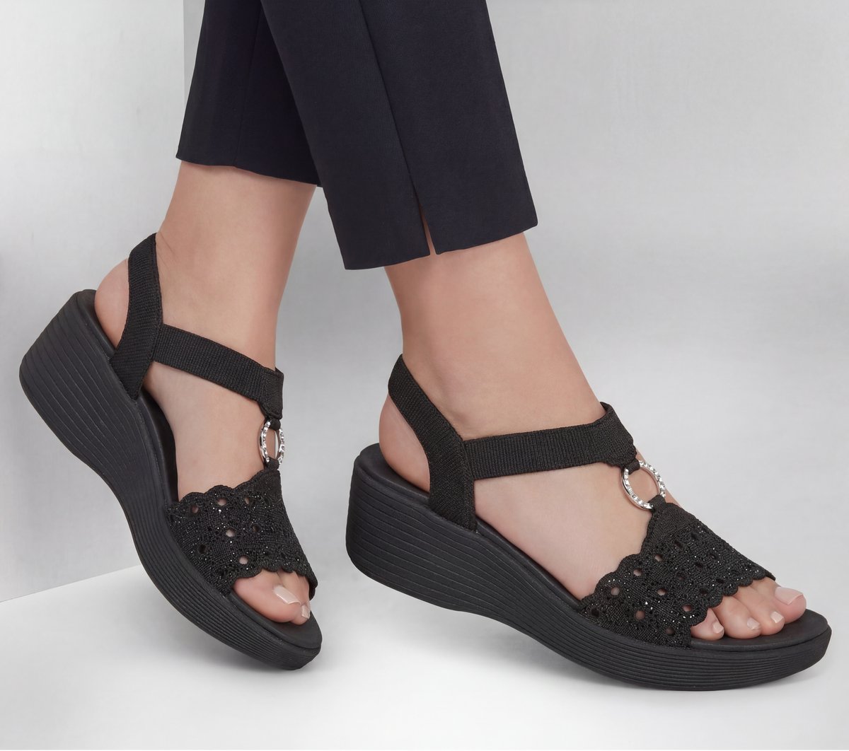 Skechers USA | Parallel Lite - Queen B 2.0