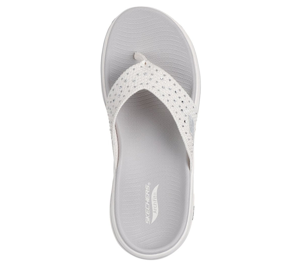 Skechers discount | GO WALK Arch Fit 2.0 Sandal - Claire