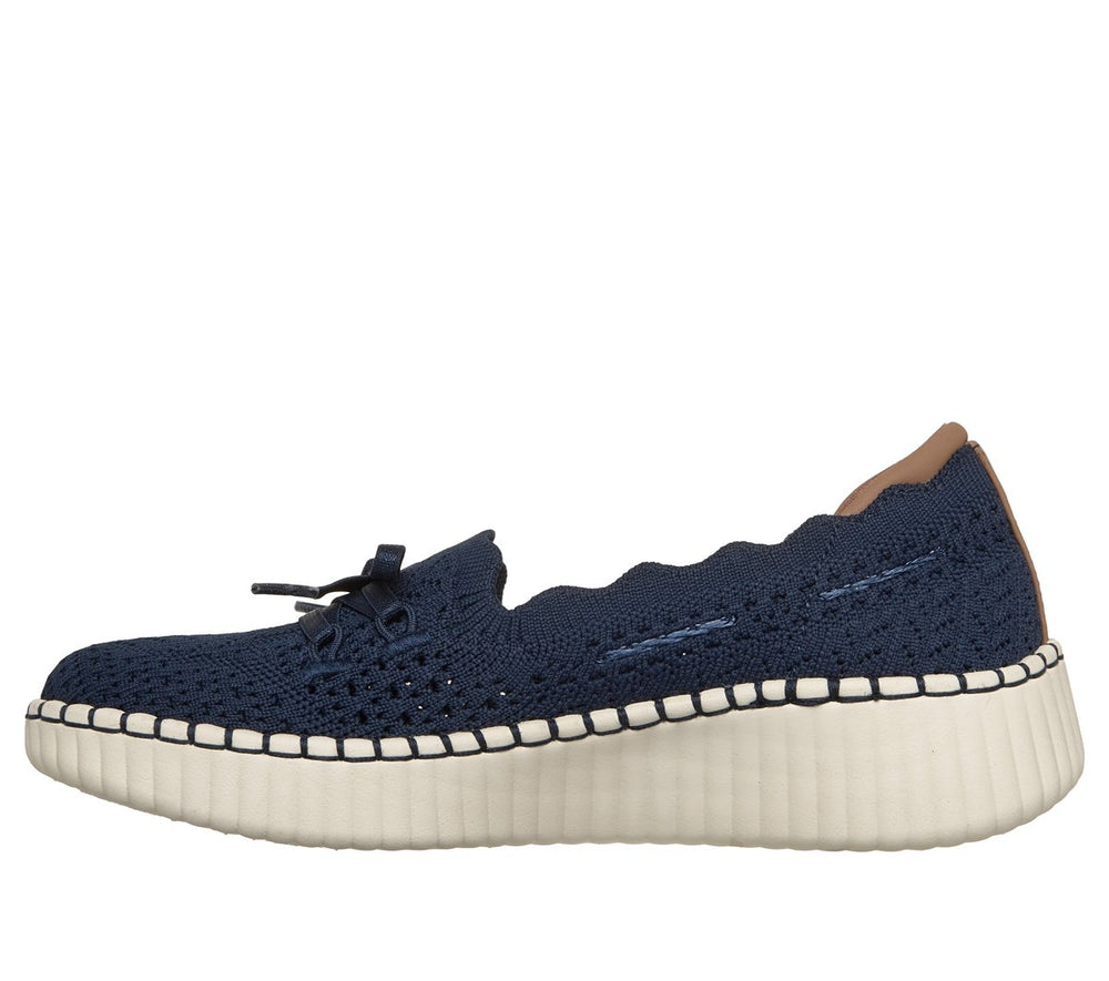 Skechers near me | Wilshire Blvd - Knit Sail