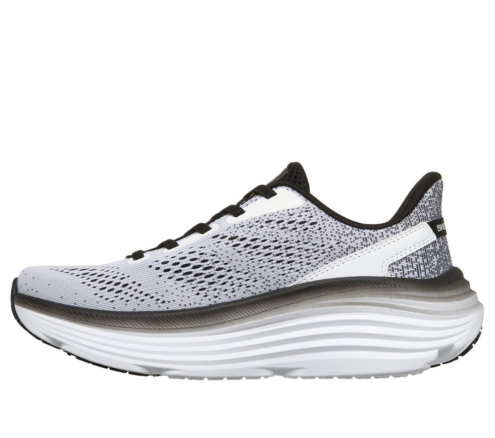 Skechers on sale | Max Cushioning Endeavour - Kauska