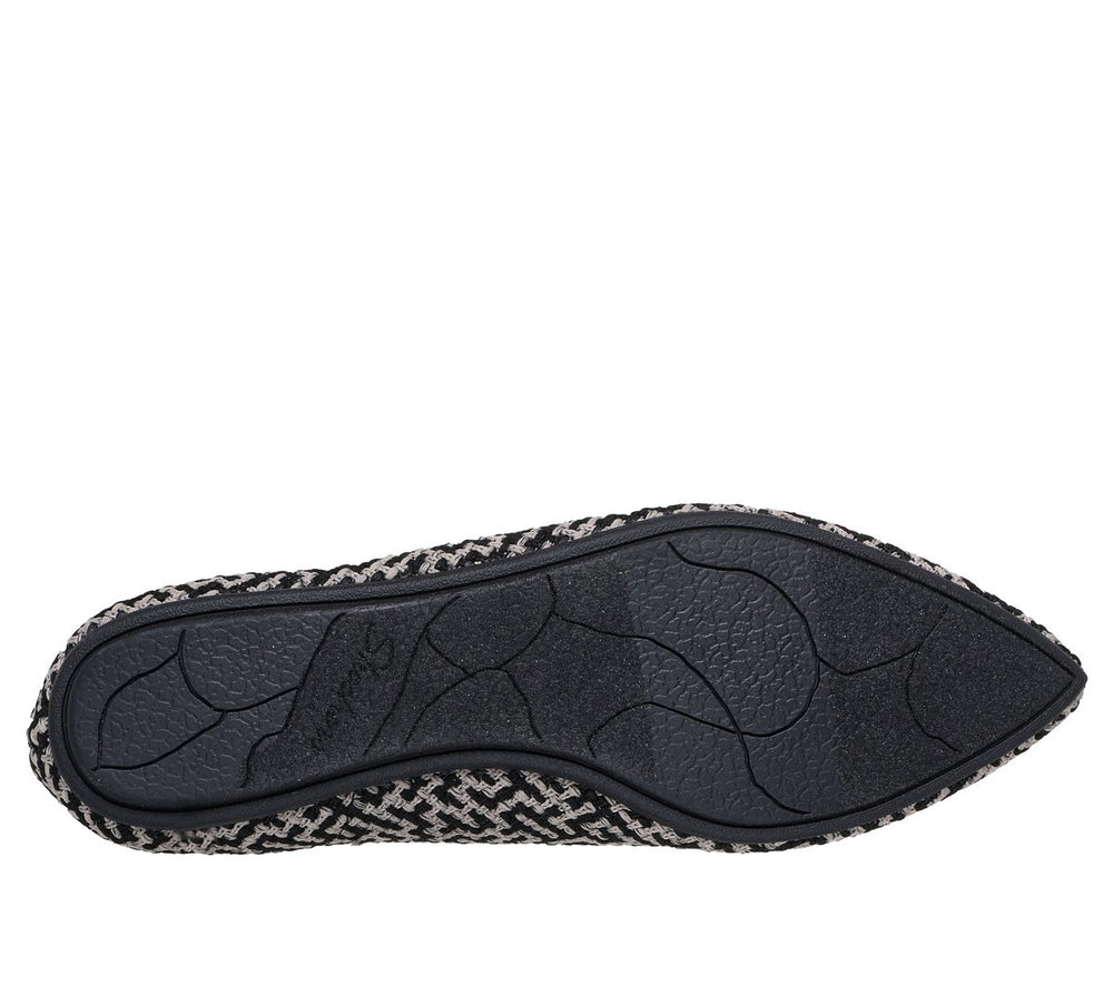 Skechers US | Cleo Point - Chic Allure