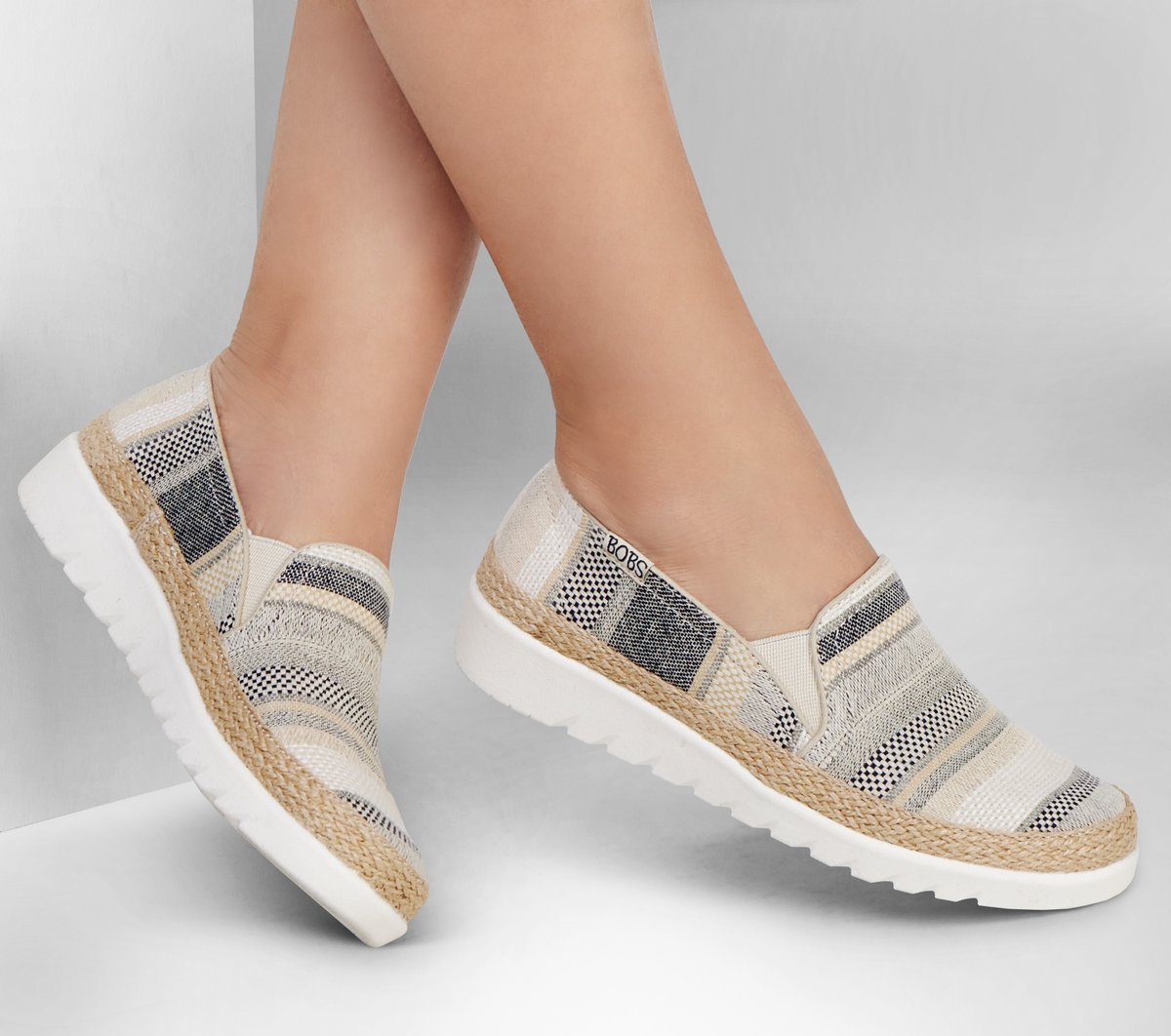Skechers USA | BOBS Flexpadrille HI - Serene Heights