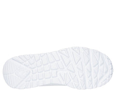 Skechers USA | JGoldcrown: UNO Lite - Spread the Love
